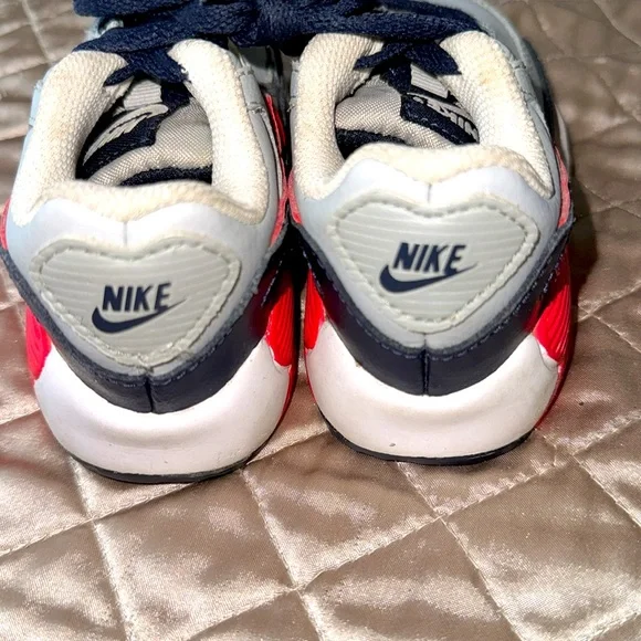 Nike Air Max 90 LTR Baby/Toddler Shoes Light Smoke
Size 6 1/2 - Picture 8 of 8